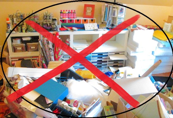 Clean up Clean up all clutter to prevent spiders from building nests